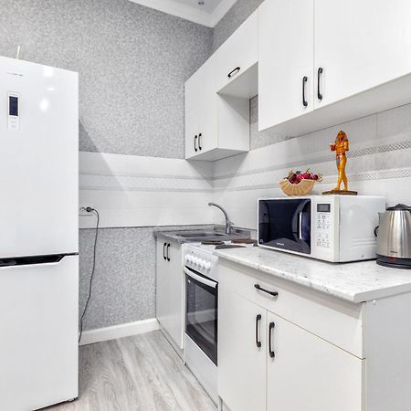 Прекрасная Студия В Элитном Доме Pavlodar Exterior photo