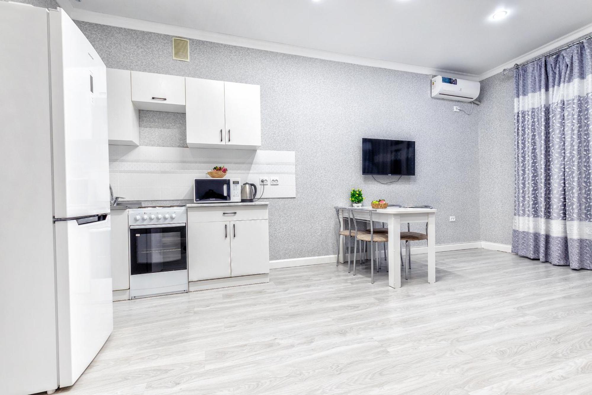 Прекрасная Студия В Элитном Доме Pavlodar Exterior photo