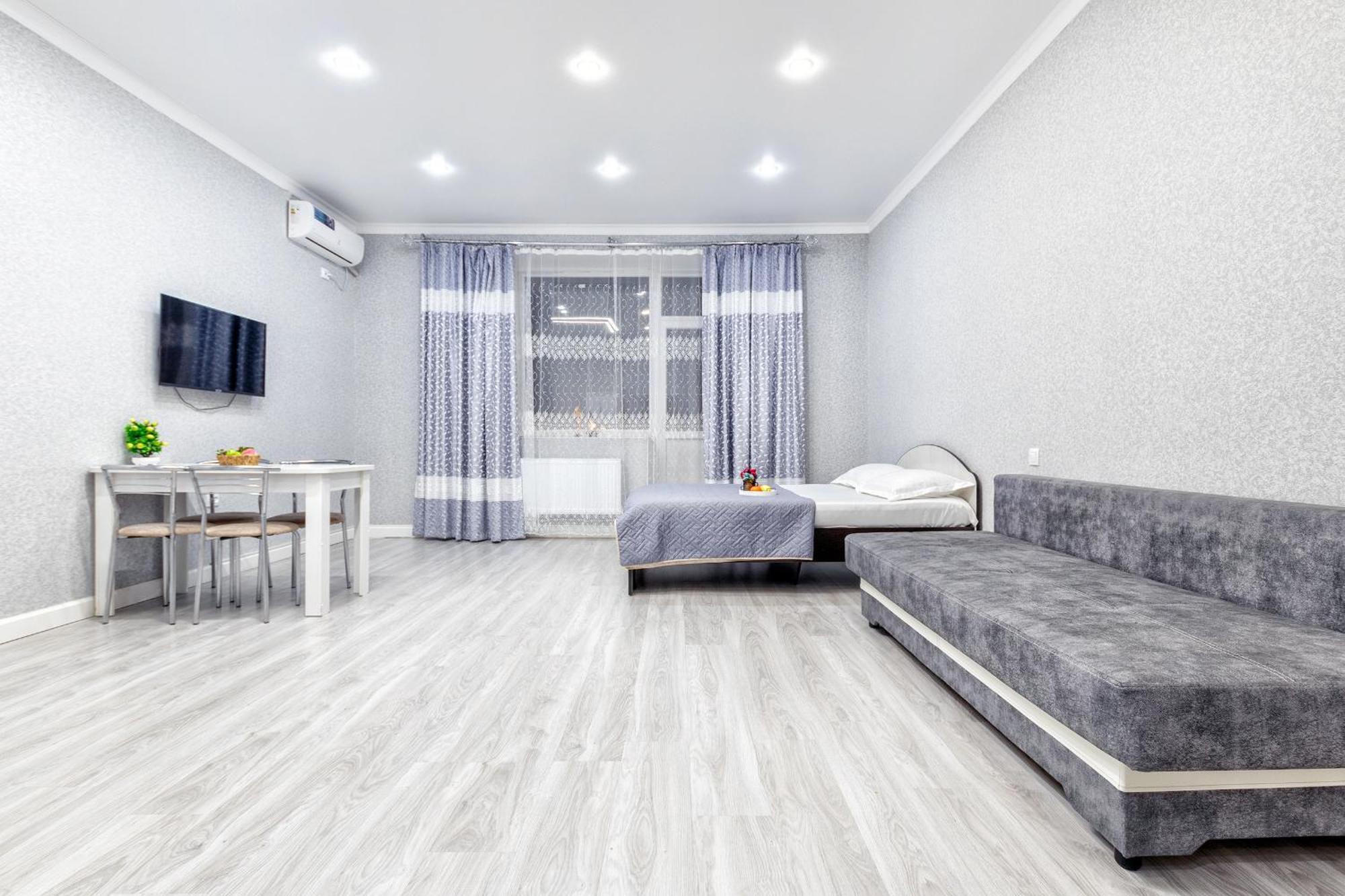 Прекрасная Студия В Элитном Доме Pavlodar Exterior photo